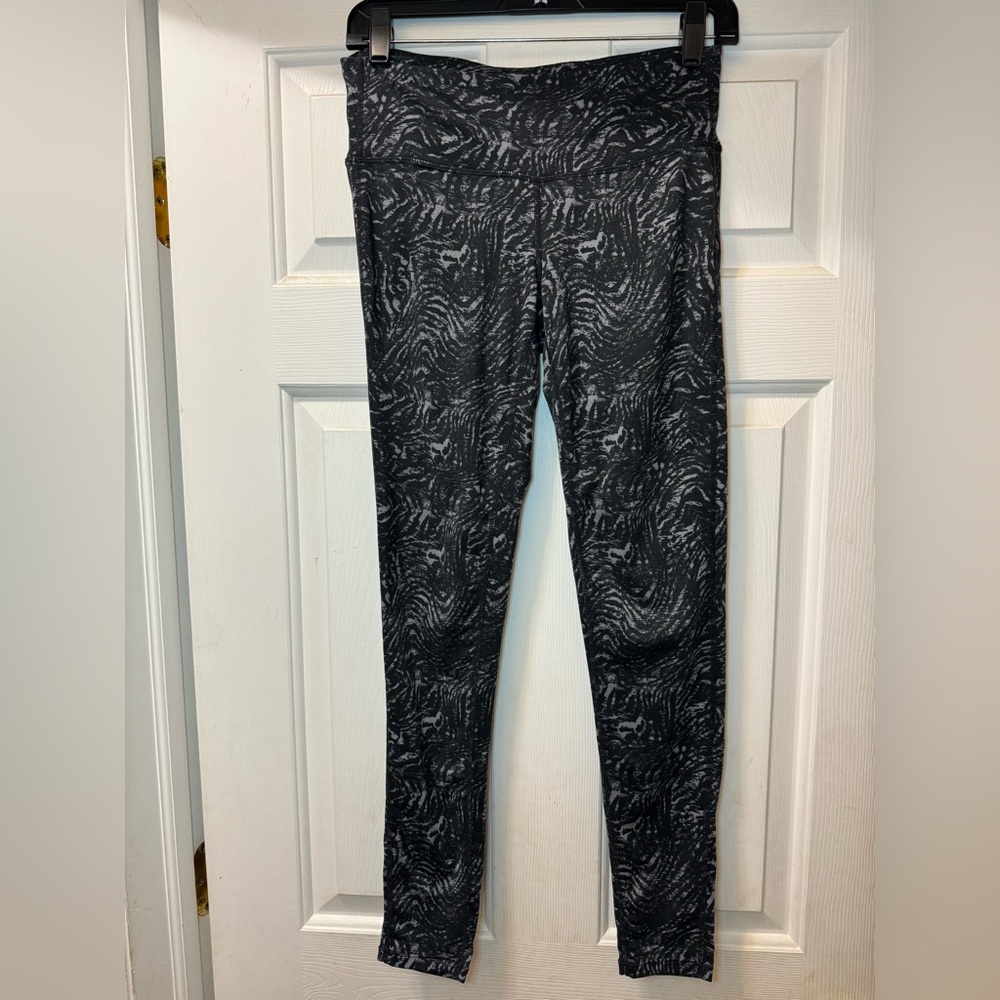 NWOT Athleta Women's Chatarunga Zebra Print Full Length Leggings Size Small